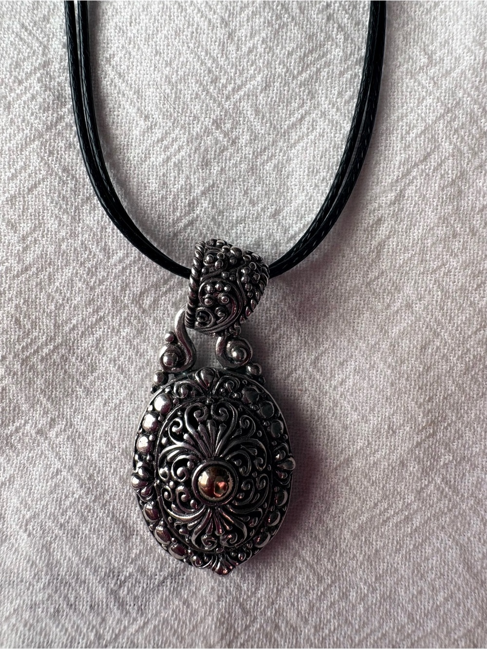SARDA Vintage-Style Sterling Silver Scroll Design Pendant